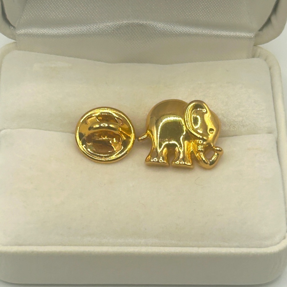 Vintage Gold Elephant Pin Brooch Jewelry Unisex - Picture 4 of 6